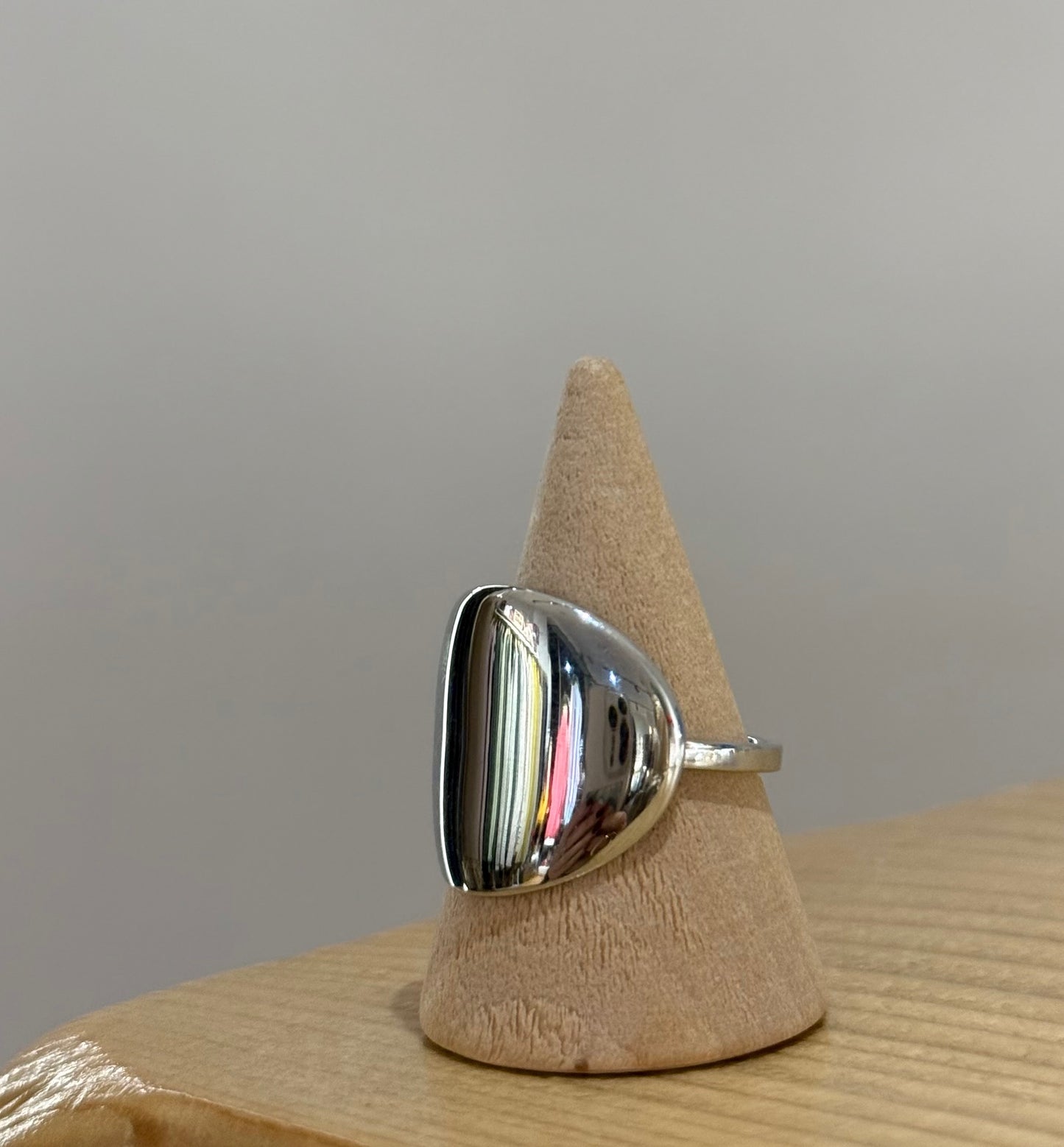 Anillo James