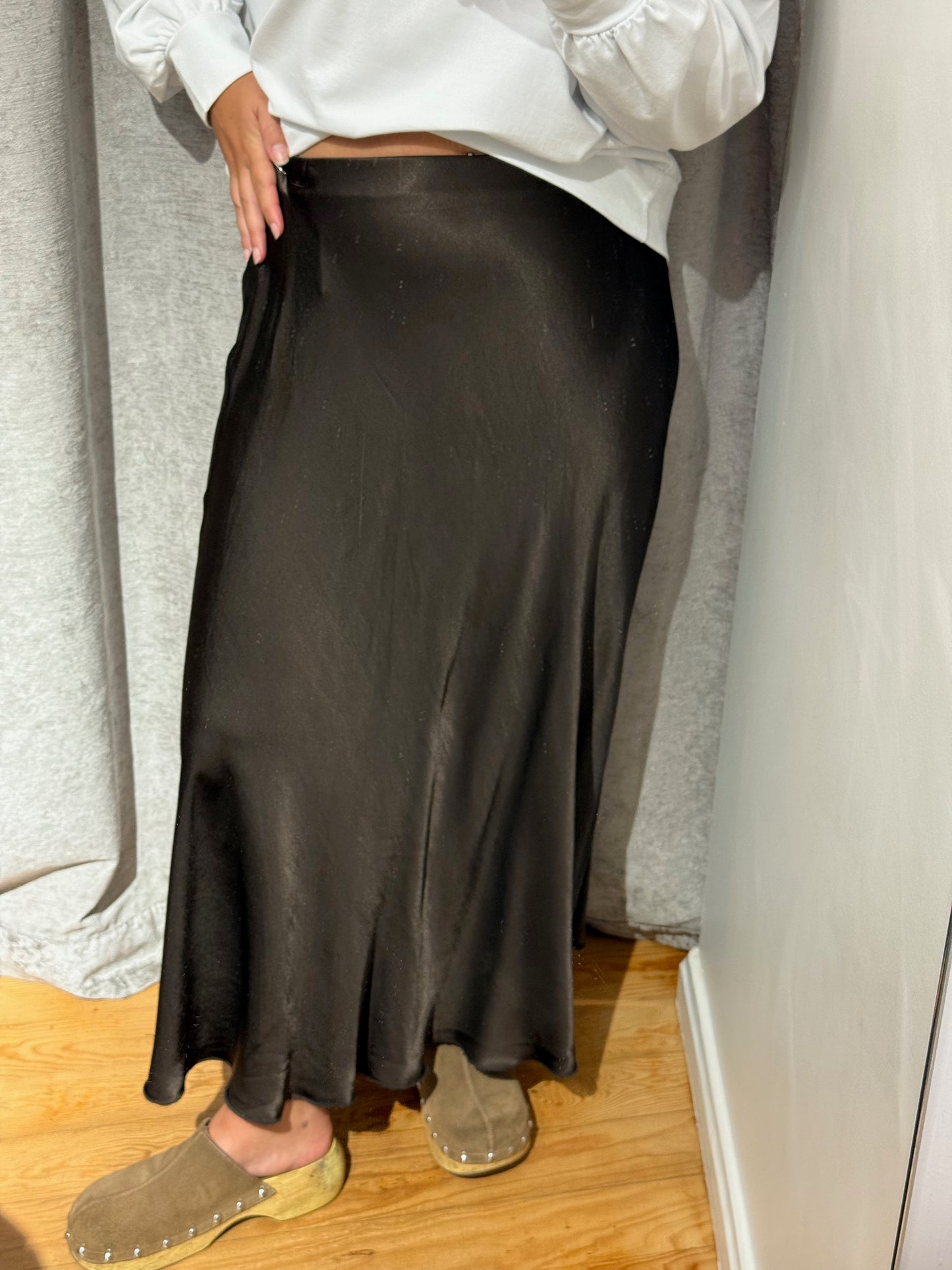 Falda Raso Midi