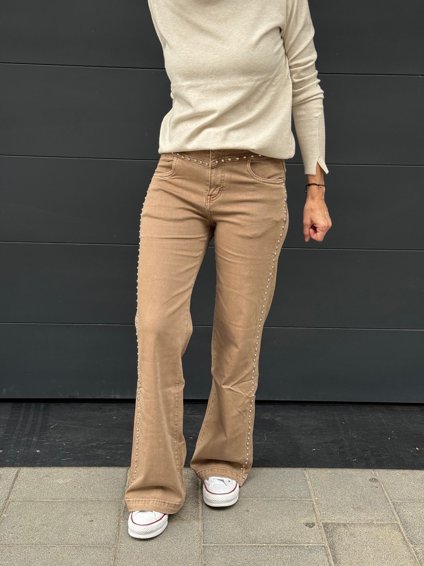 Pantalón Tachuelas