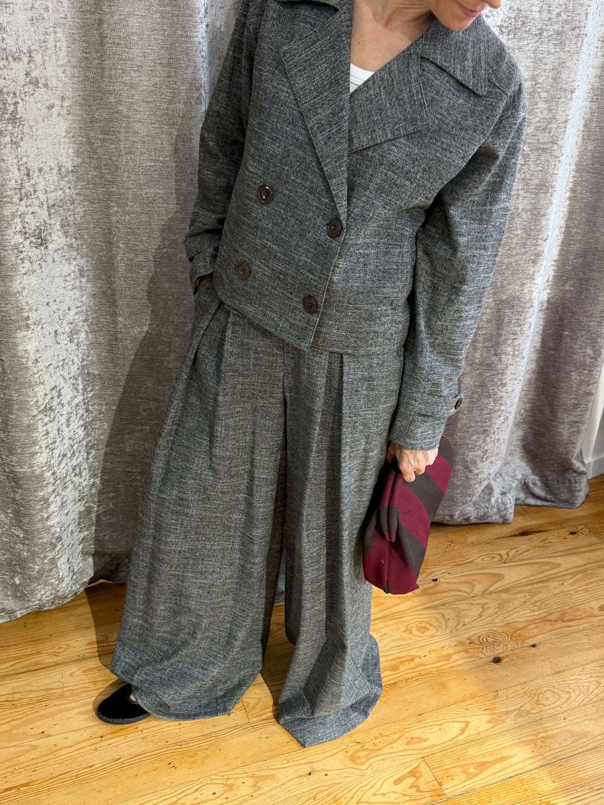 Traje Paz Torras