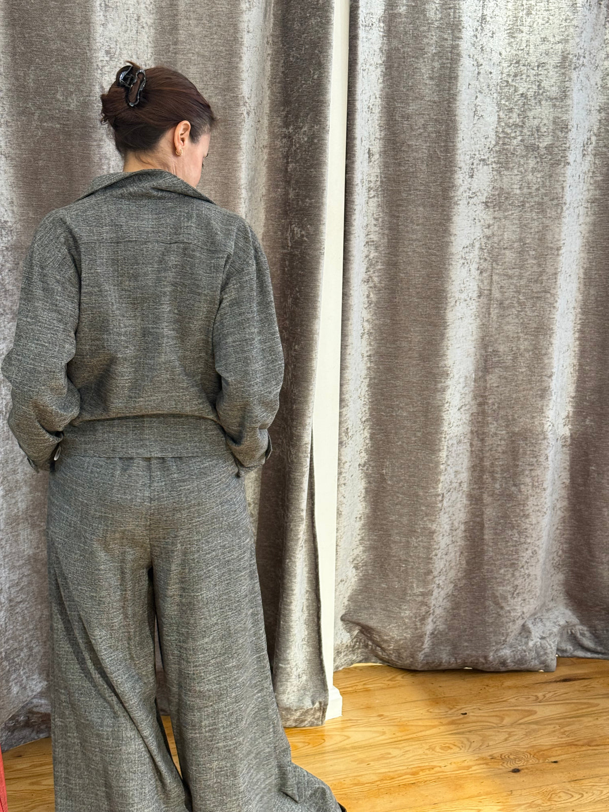 Traje Paz Torras