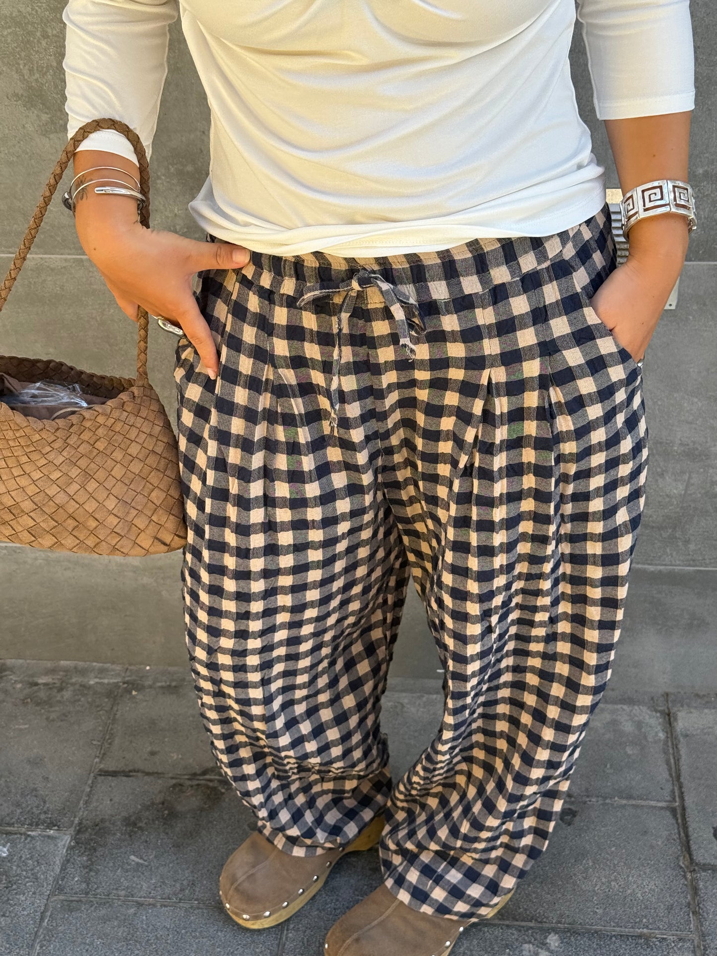Pantalón cuadros ancho