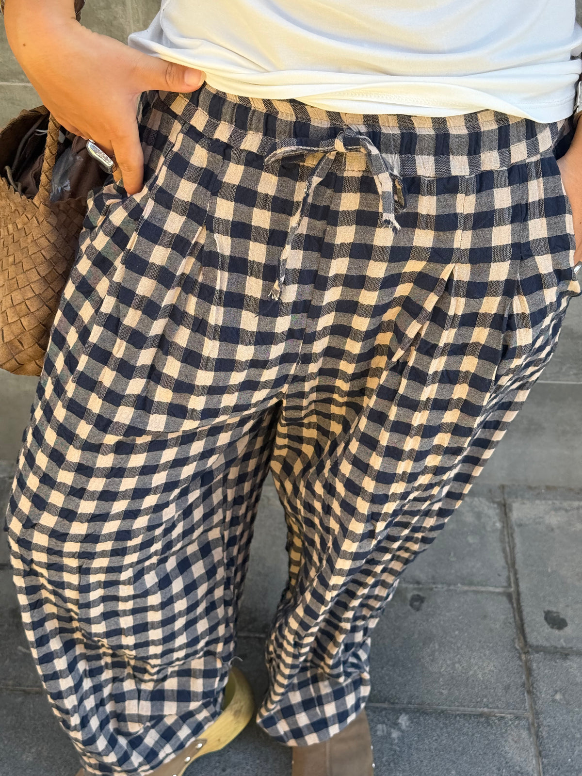 Pantalón cuadros ancho