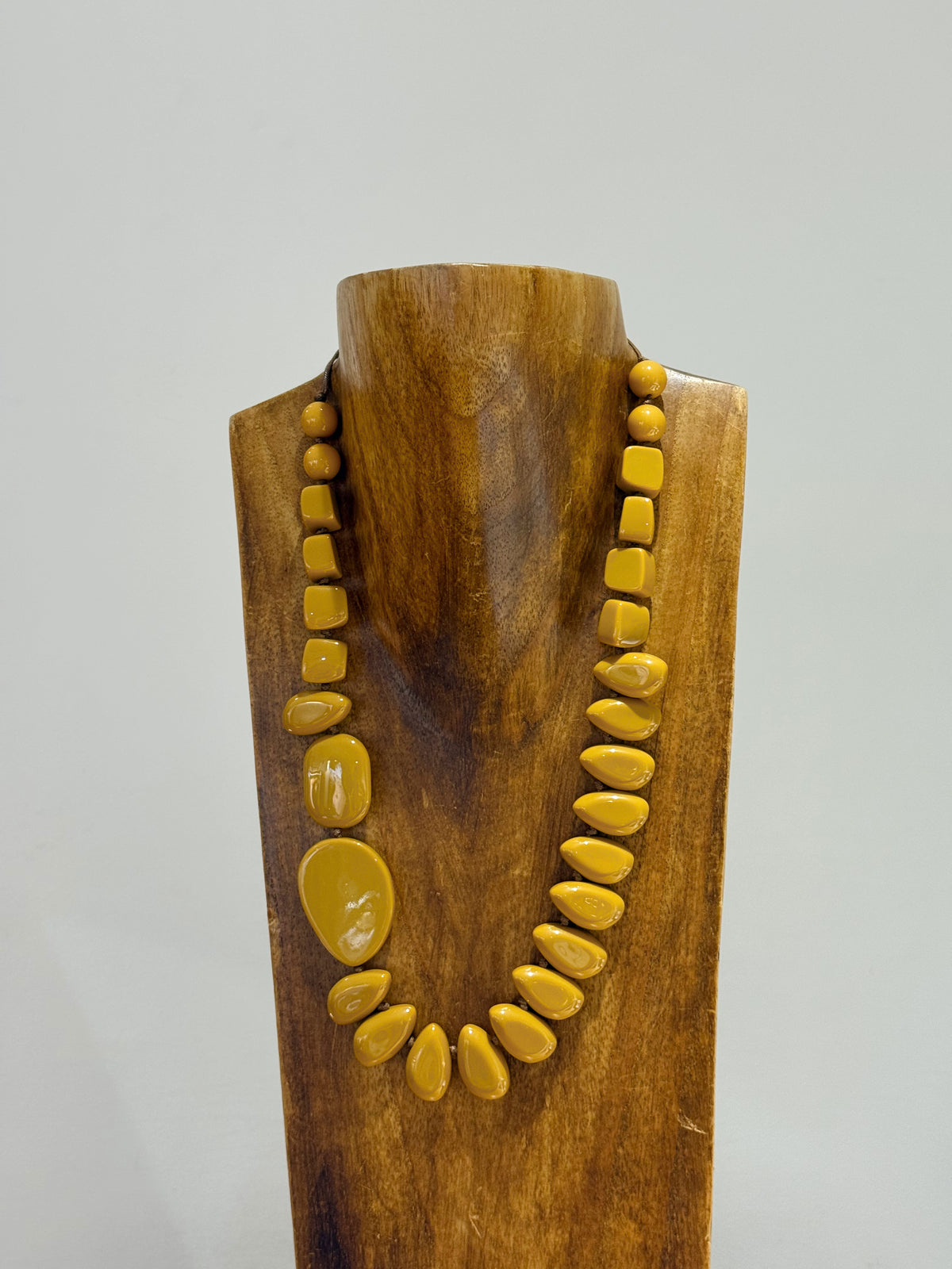 Collar Adela