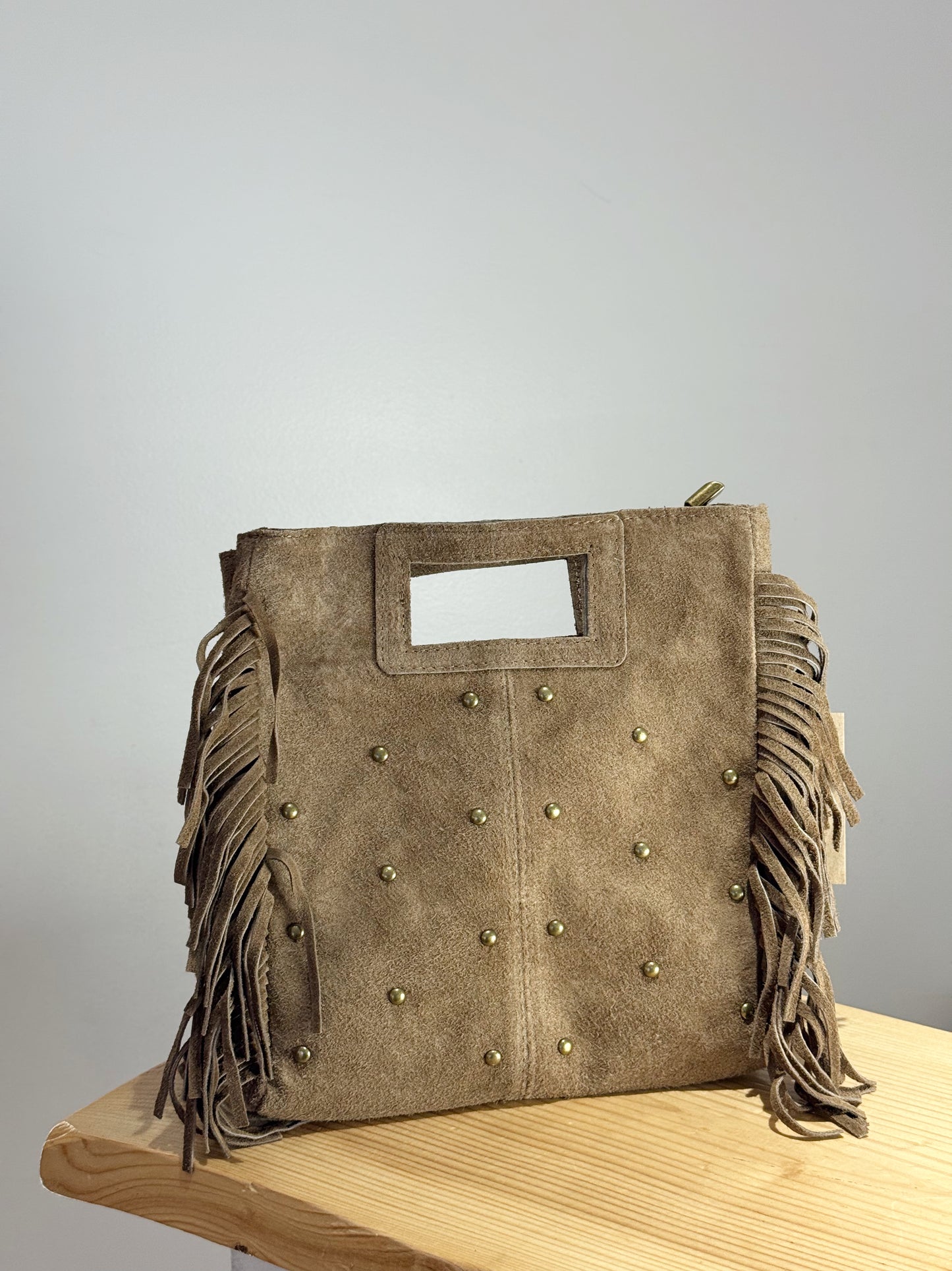 Bolso Flecos Tachuela