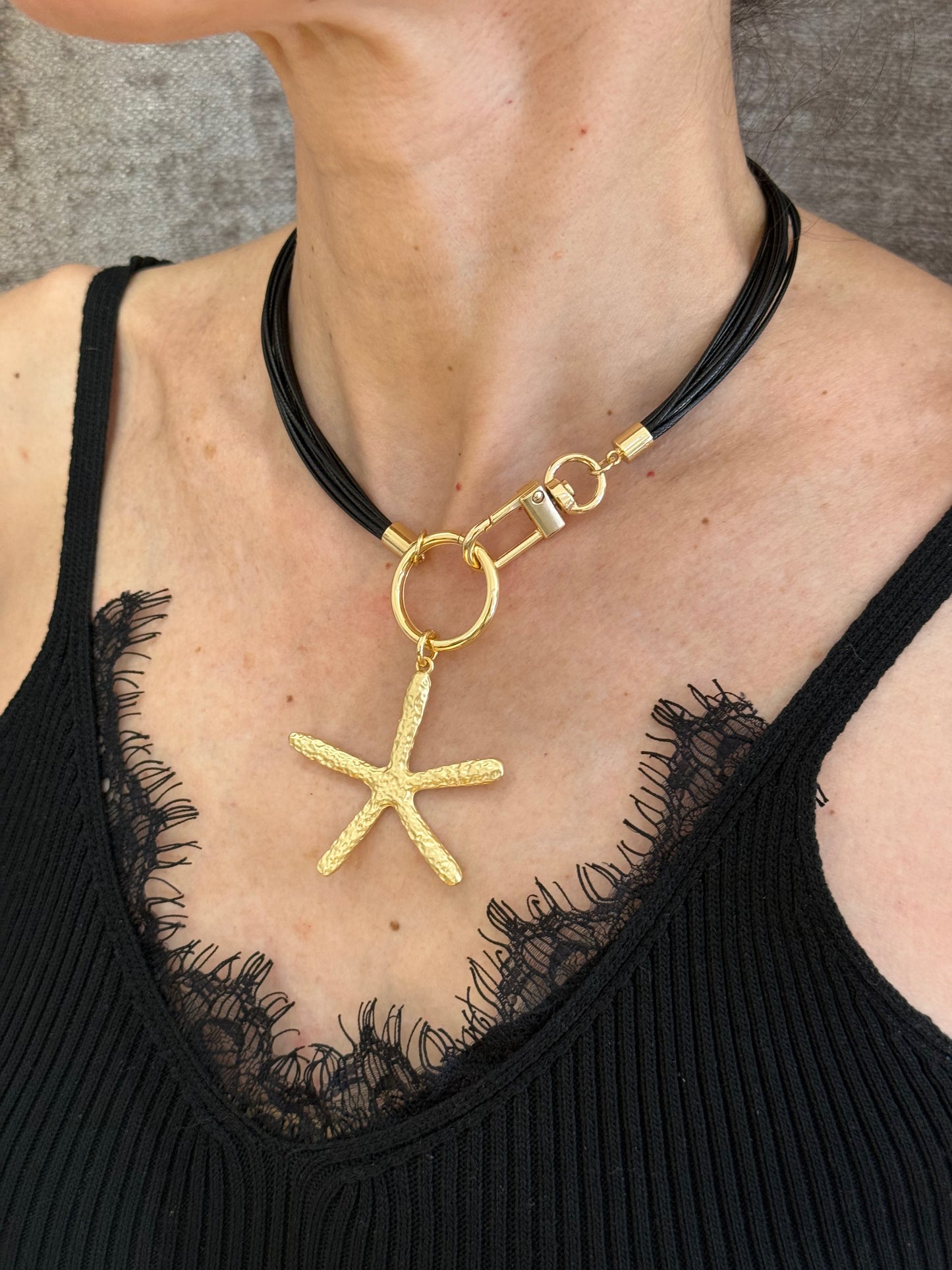 Collar Costa