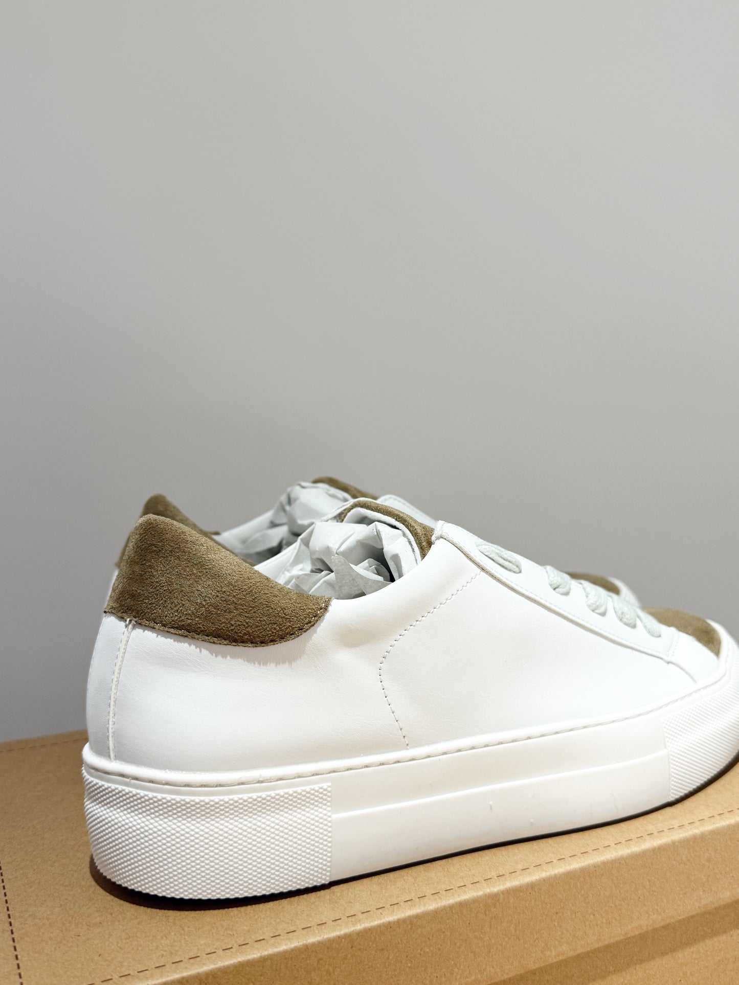 Zapatilla White